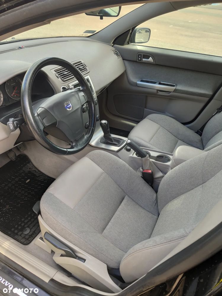 Volvo V50 2.0D - 9