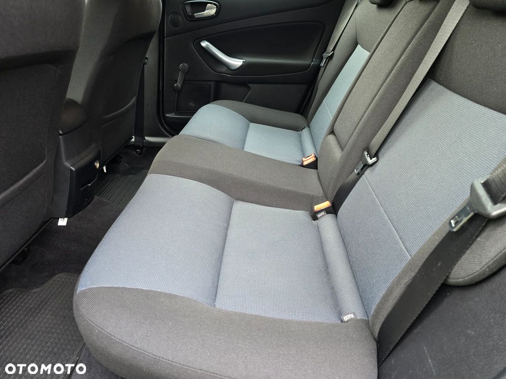 Ford Mondeo 1.6 Ti-VCT Trend - 21