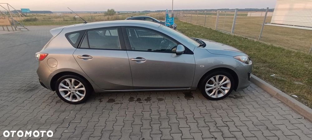Mazda 3 1.6 Exclusive - 1