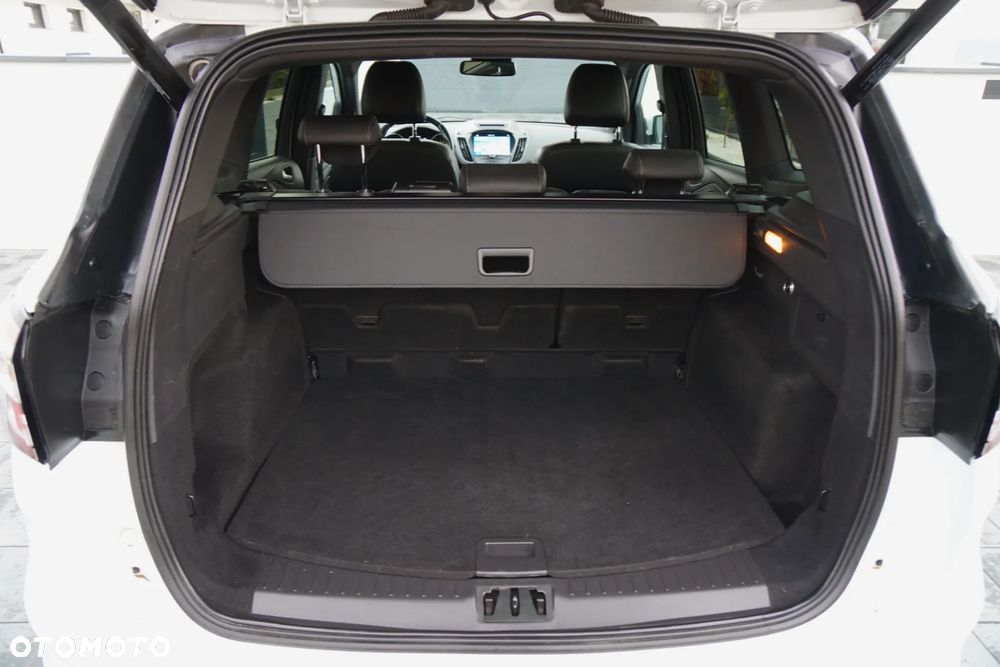 Ford Kuga 2.0 TDCi AWD ST-Line - 41