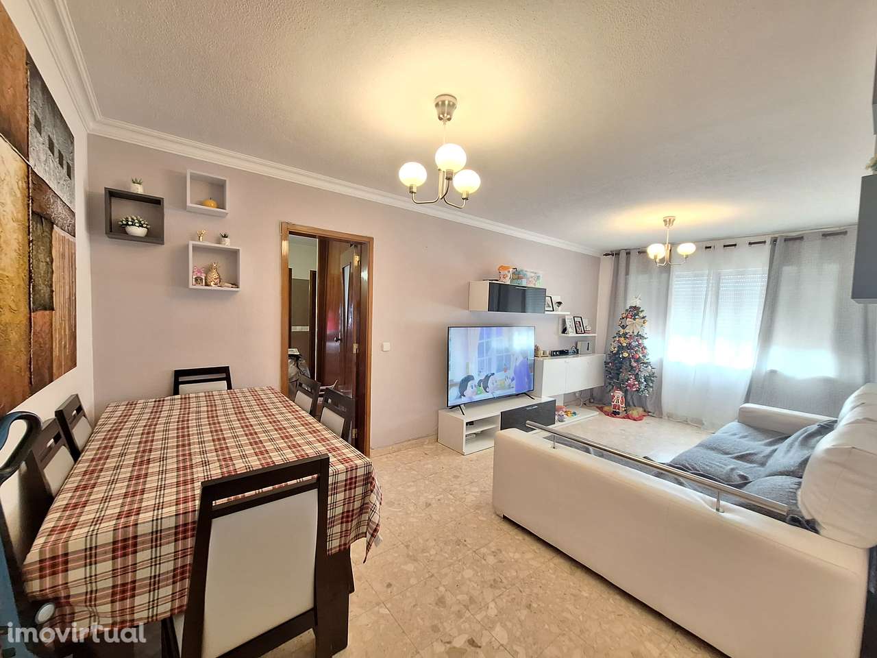 T3 Santo António dos Cavaleiros | Praça António Nobre - Grande imagem: 2/13