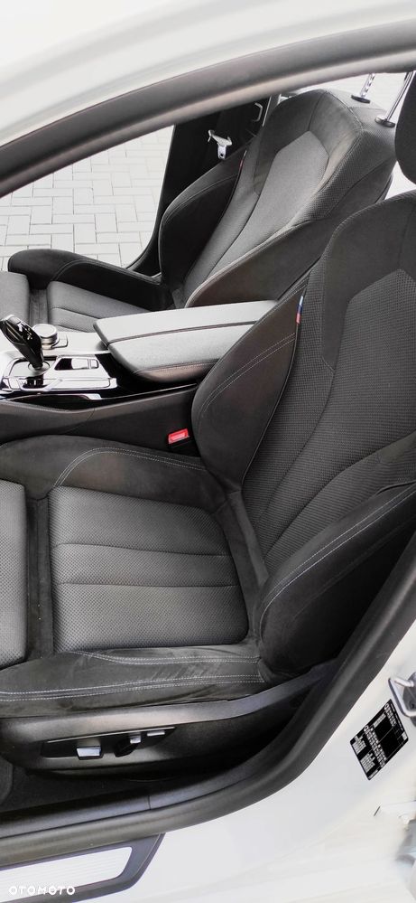 BMW Seria 5 530i Touring M Sport Edition - 26