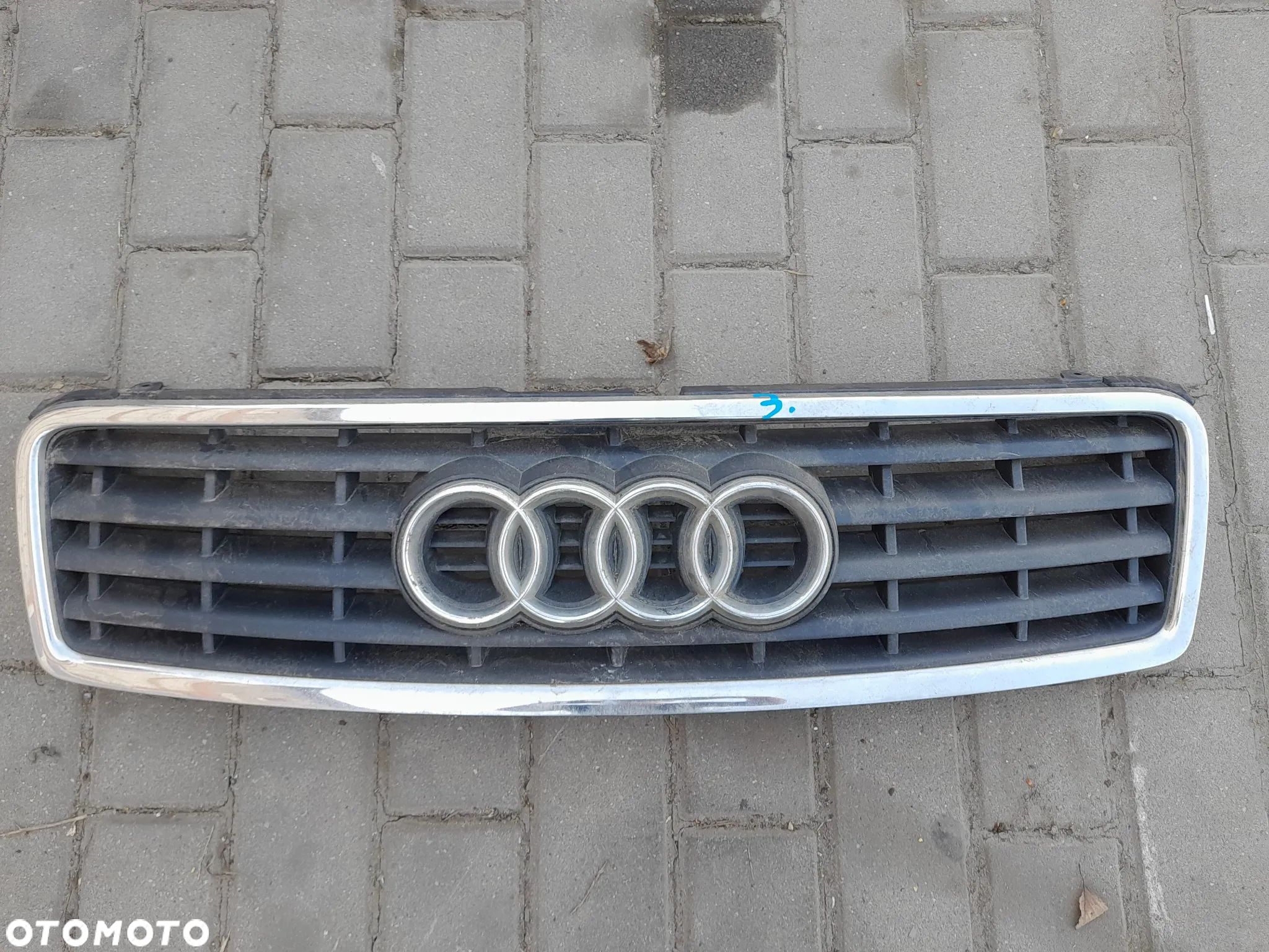 GRILL ATRAPA AUDI A4 B6 CABRIO 01-04 8H0853653 - 1