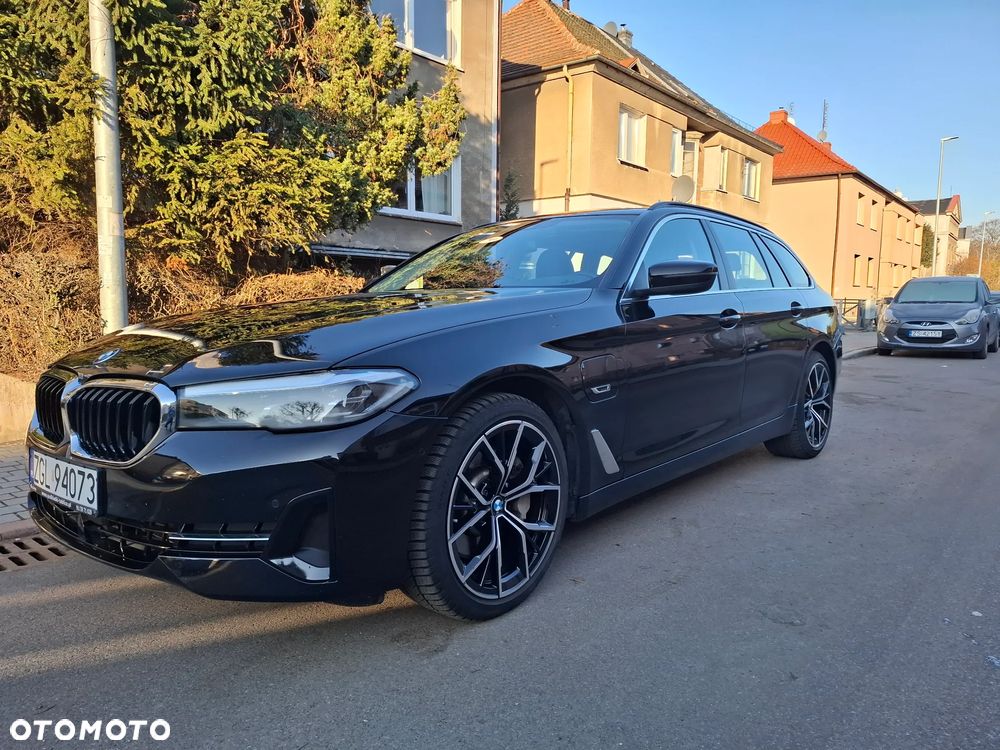 BMW Seria 5 530e Luxury Line sport - 10