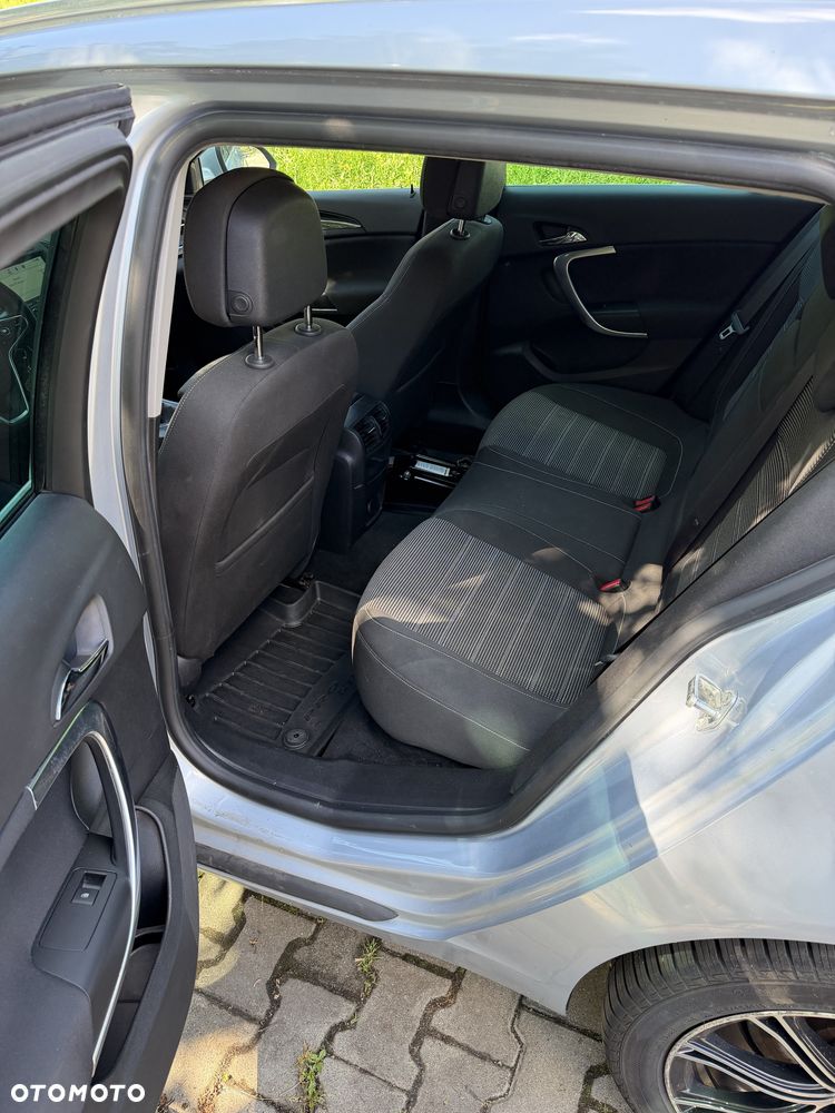 Opel Insignia - 8