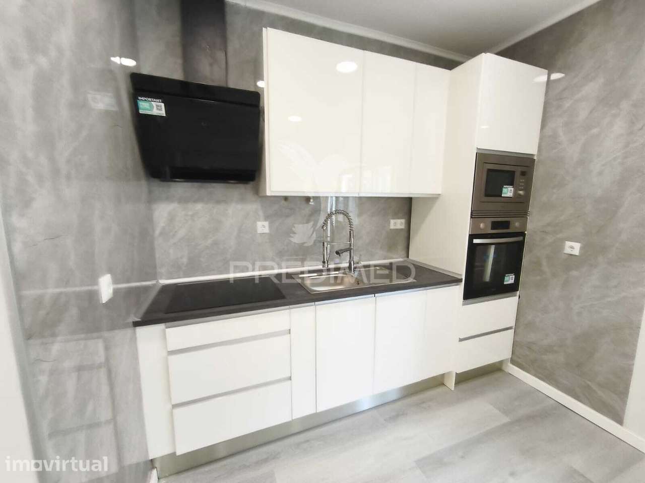 Apartamento T1 remodelado - Grande imagem: 2/17