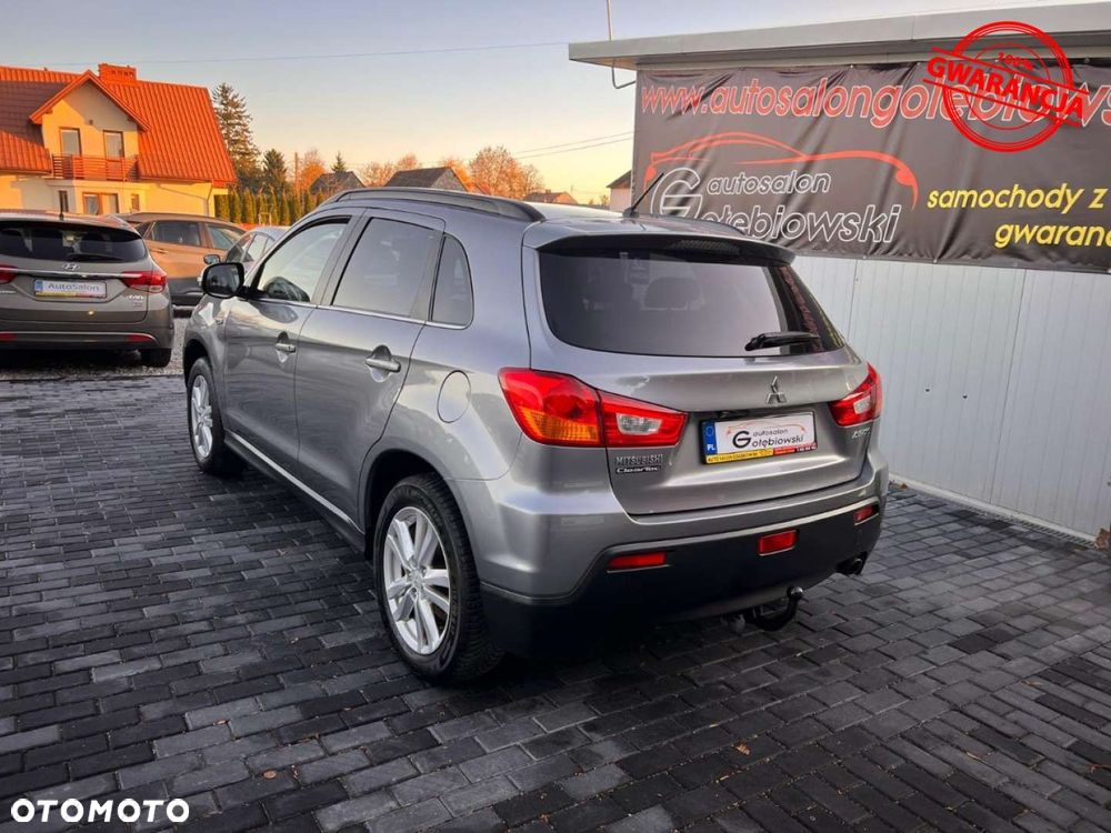 Mitsubishi ASX - 9