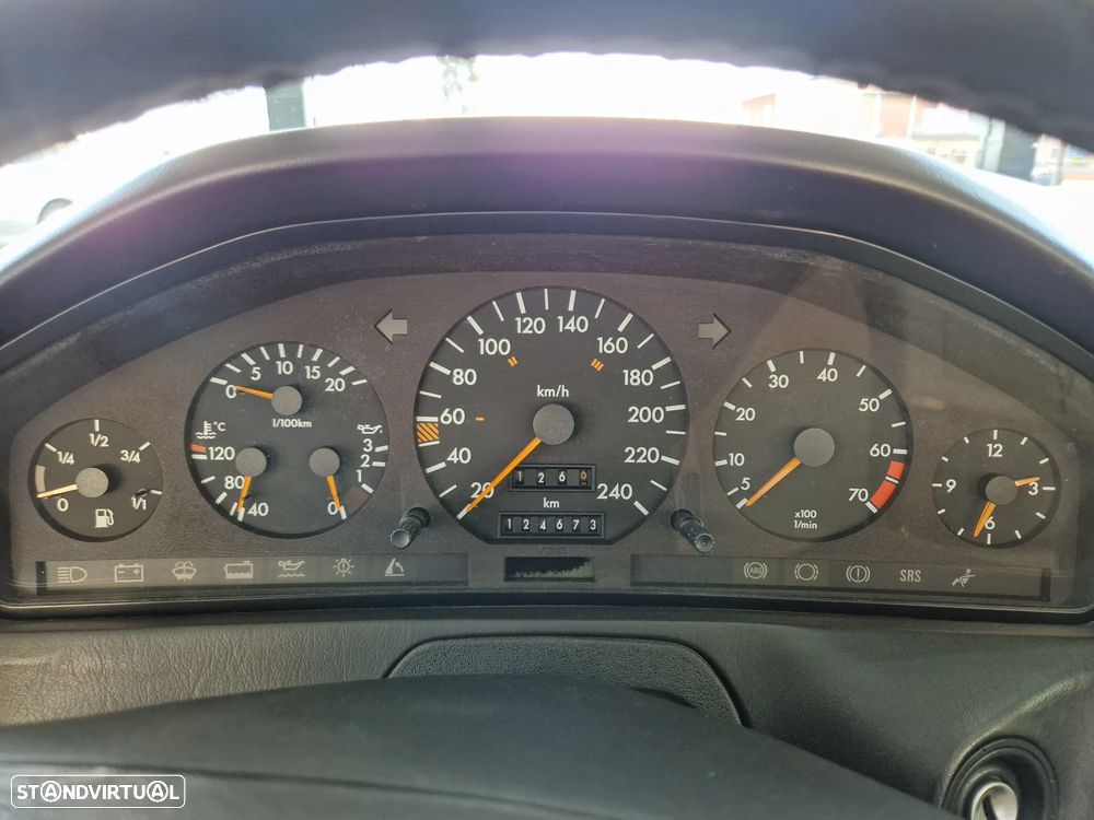 Mercedes-Benz SL 300 - 15