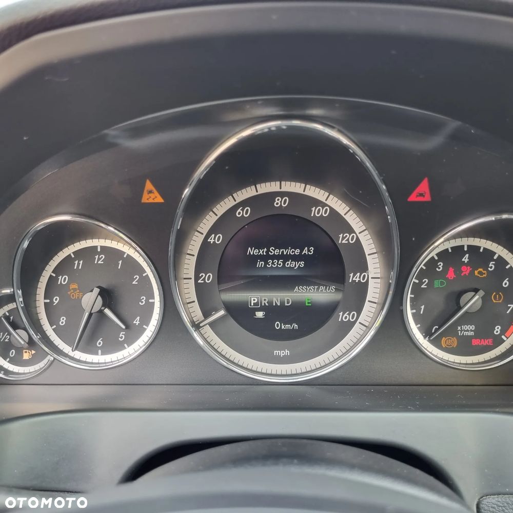 Mercedes-Benz Klasa E 350 4-Matic - 29