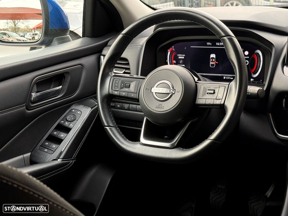 Nissan Qashqai 1.3 DIG-T N-Connecta J18 - 10