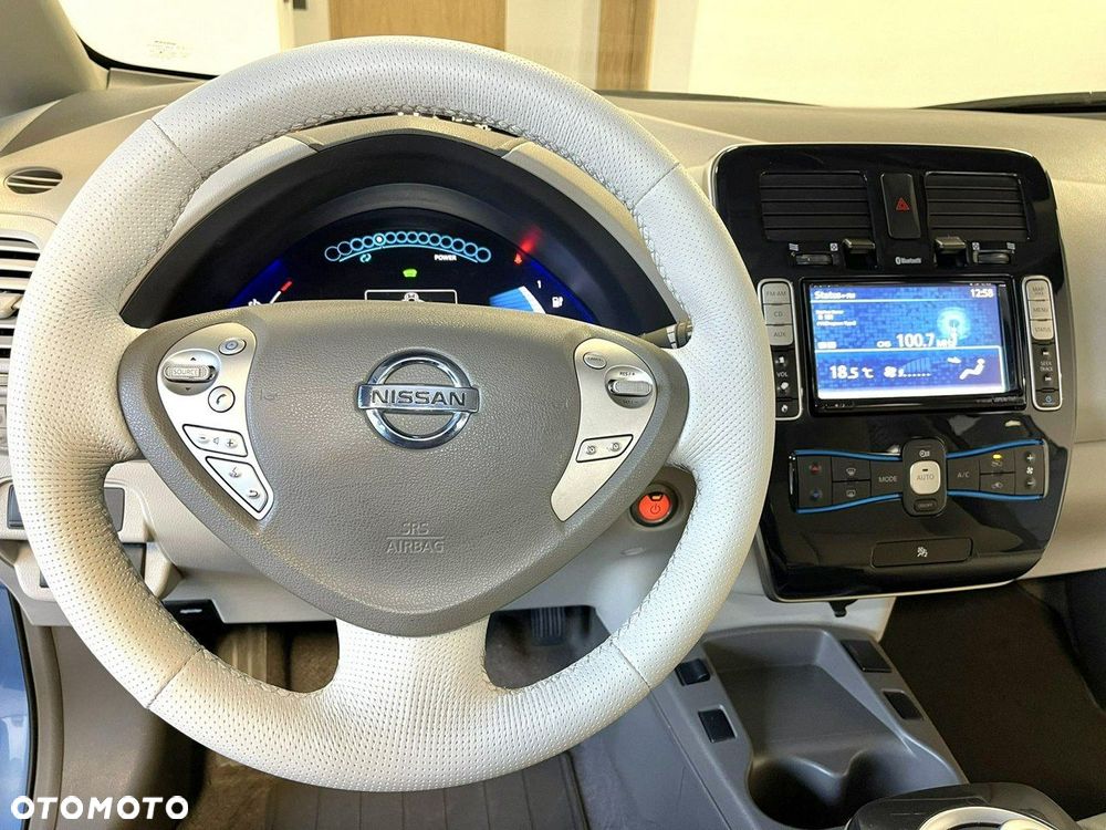 Nissan Leaf - 16