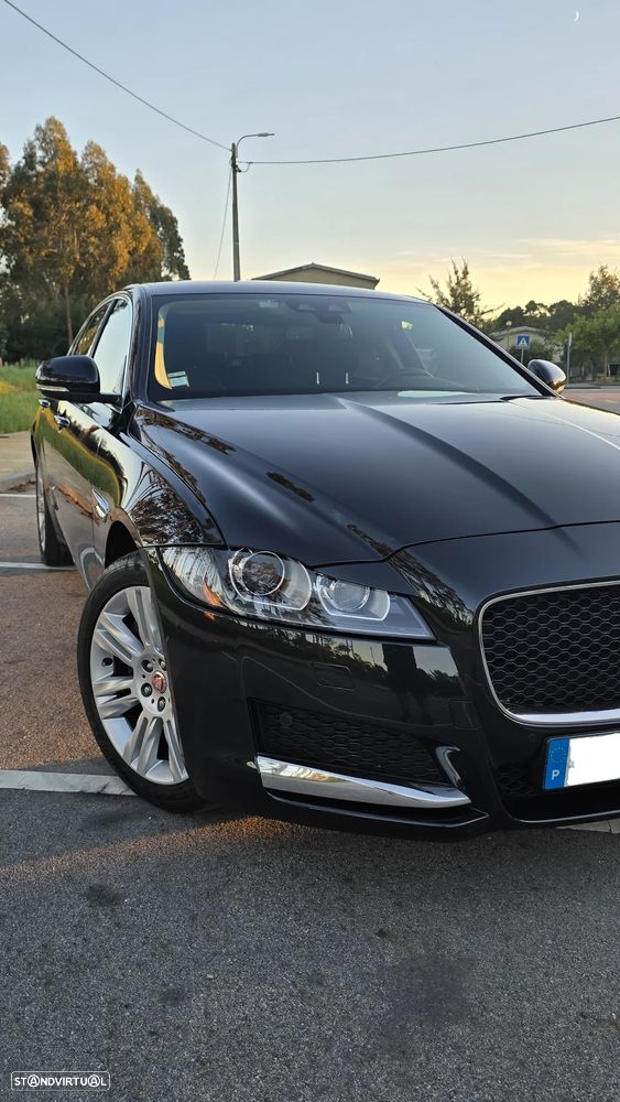 Jaguar XF 2.0 D Prestige Aut. - 10