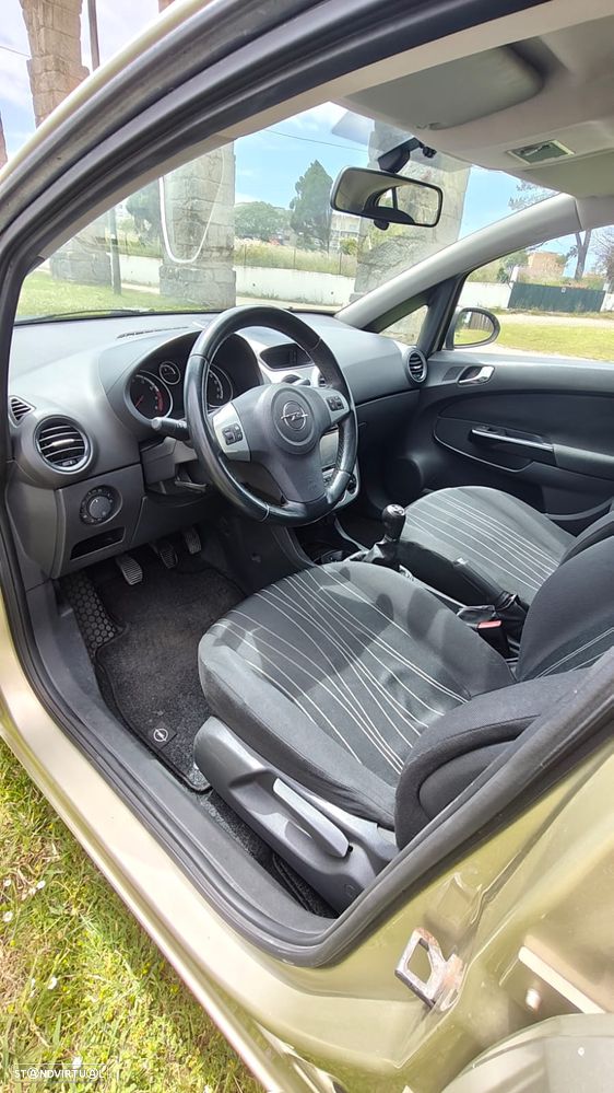 Opel Corsa - 7