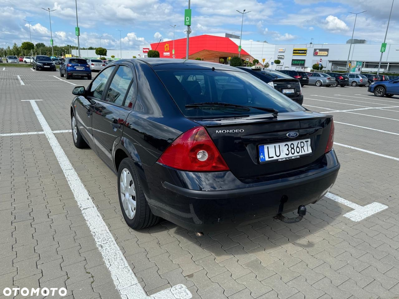 Ford Mondeo 1.8 Ambiente - 8