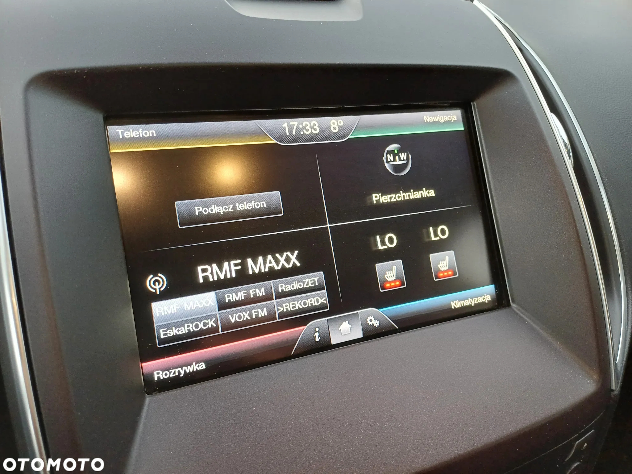 Ford S-Max 2.0 TDCi 4WD Titanium PowerShift - 21