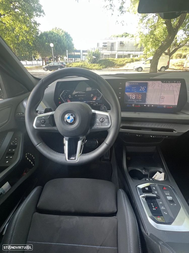 BMW 118 d Pack Desportivo M - 8