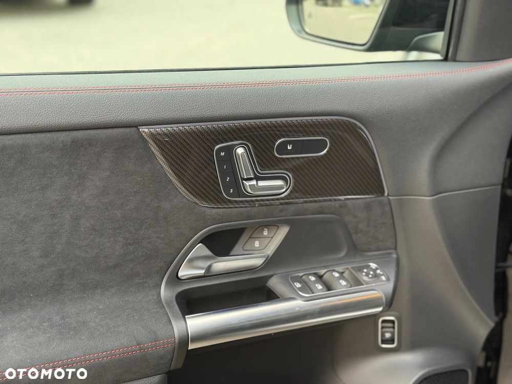 Mercedes-Benz GLA 220 4Matic 8G-DCT Edition AMG Line - 10