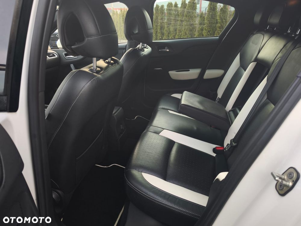 Citroën DS4 THP 200 SportChic - 23