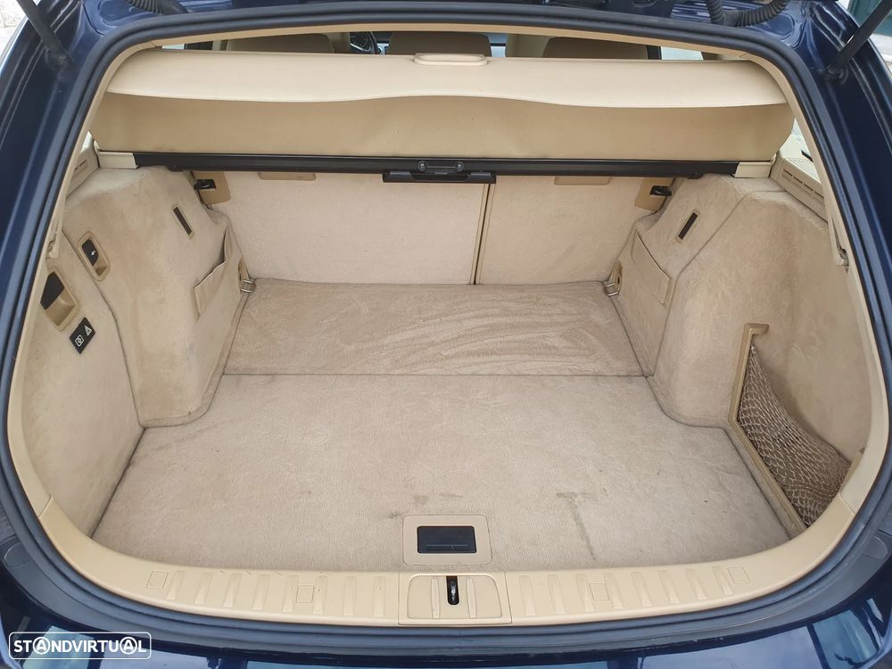 BMW 320 d Exclusive - 42