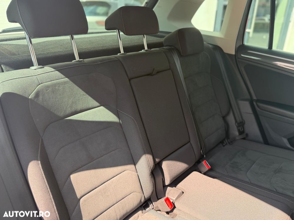 Volkswagen Tiguan 2.0 TDI SCR DSG R-Line - 17