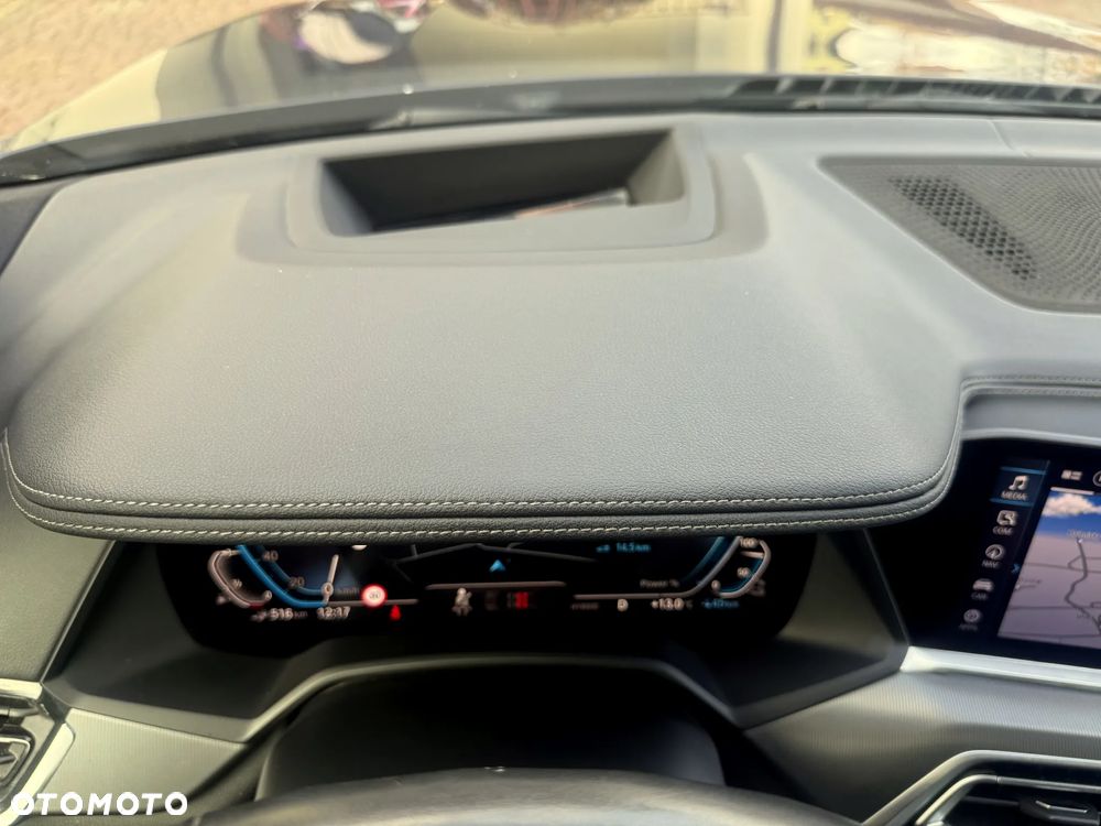 BMW X5 xDrive45e - 28