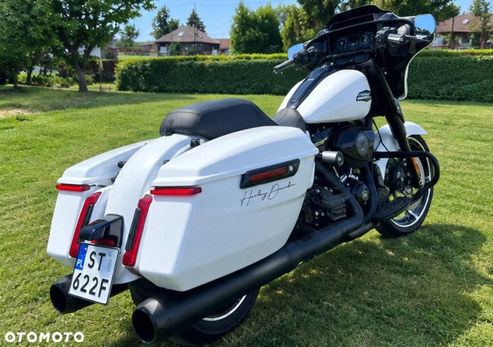 Harley-Davidson Touring Street Glide - 3