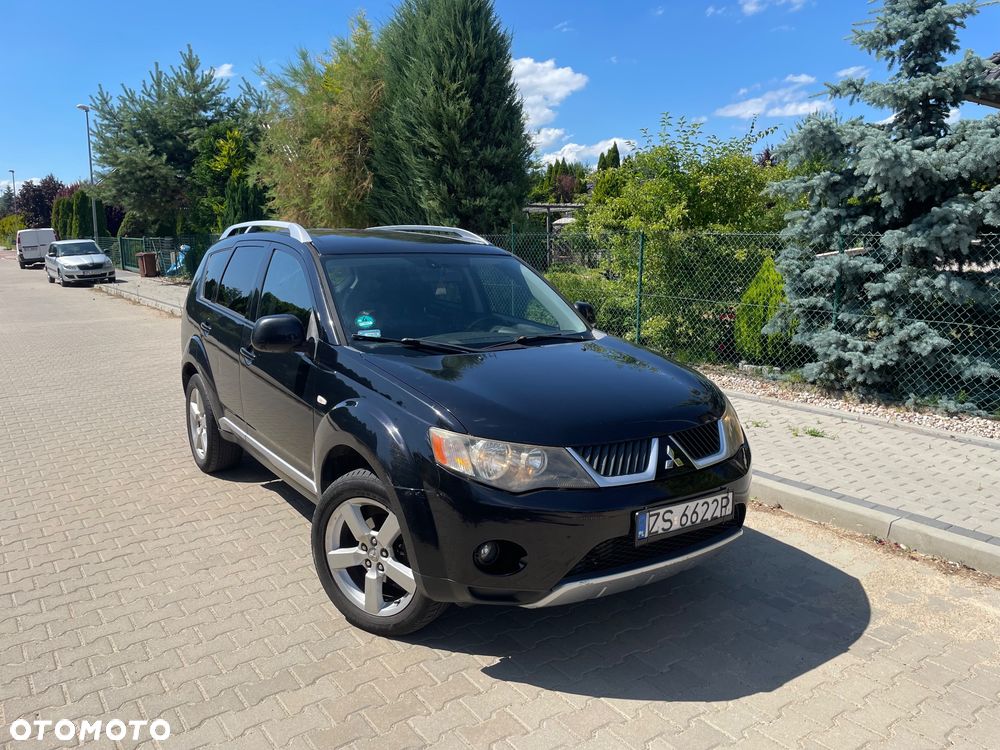 Mitsubishi Outlander 2.0 DID Instyle - 1