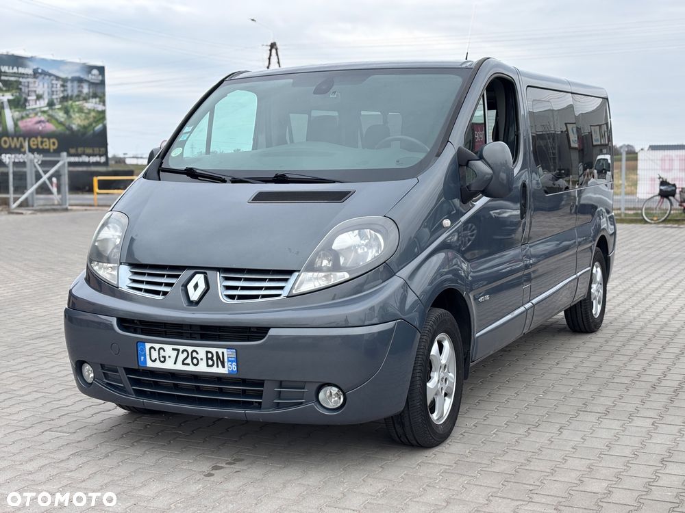 Opel Vivaro - 1
