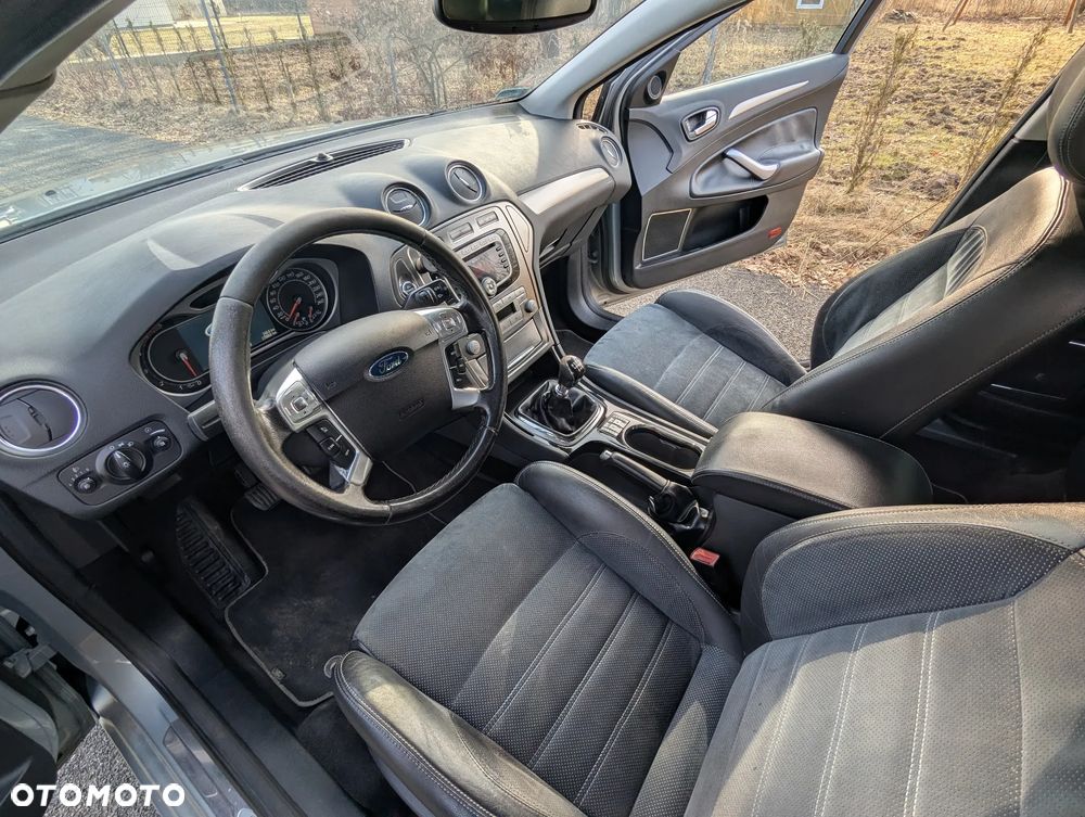 Ford Mondeo 2.0 TDCi Titanium - 4