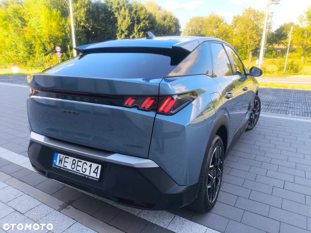 Peugeot 3008 1.2 PureTech mHEV Allure Pack S&S e-DCS6 - 8