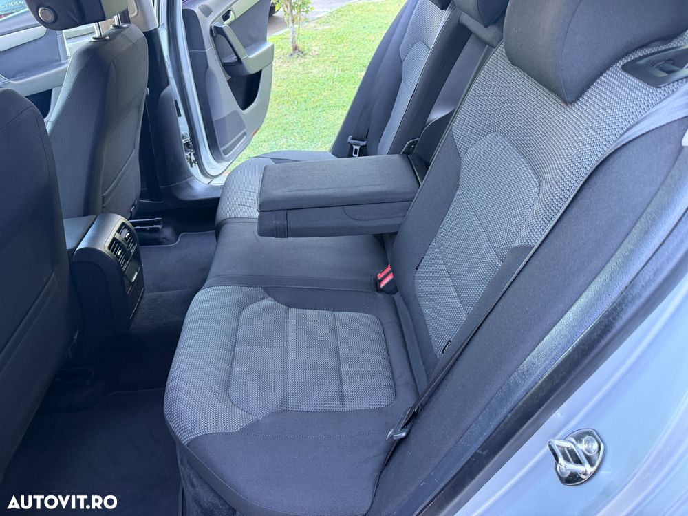Volkswagen Passat 2.0 Blue TDI SCR Comfortline - 25