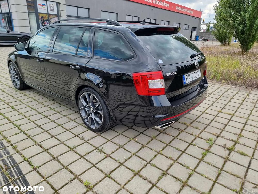Skoda Octavia 2.0 TSI RS DSG - 12