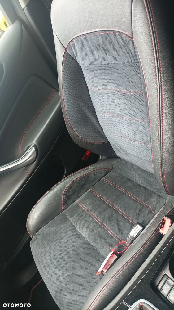 Ford Mondeo 2.0 EcoBoost Titanium S - 28