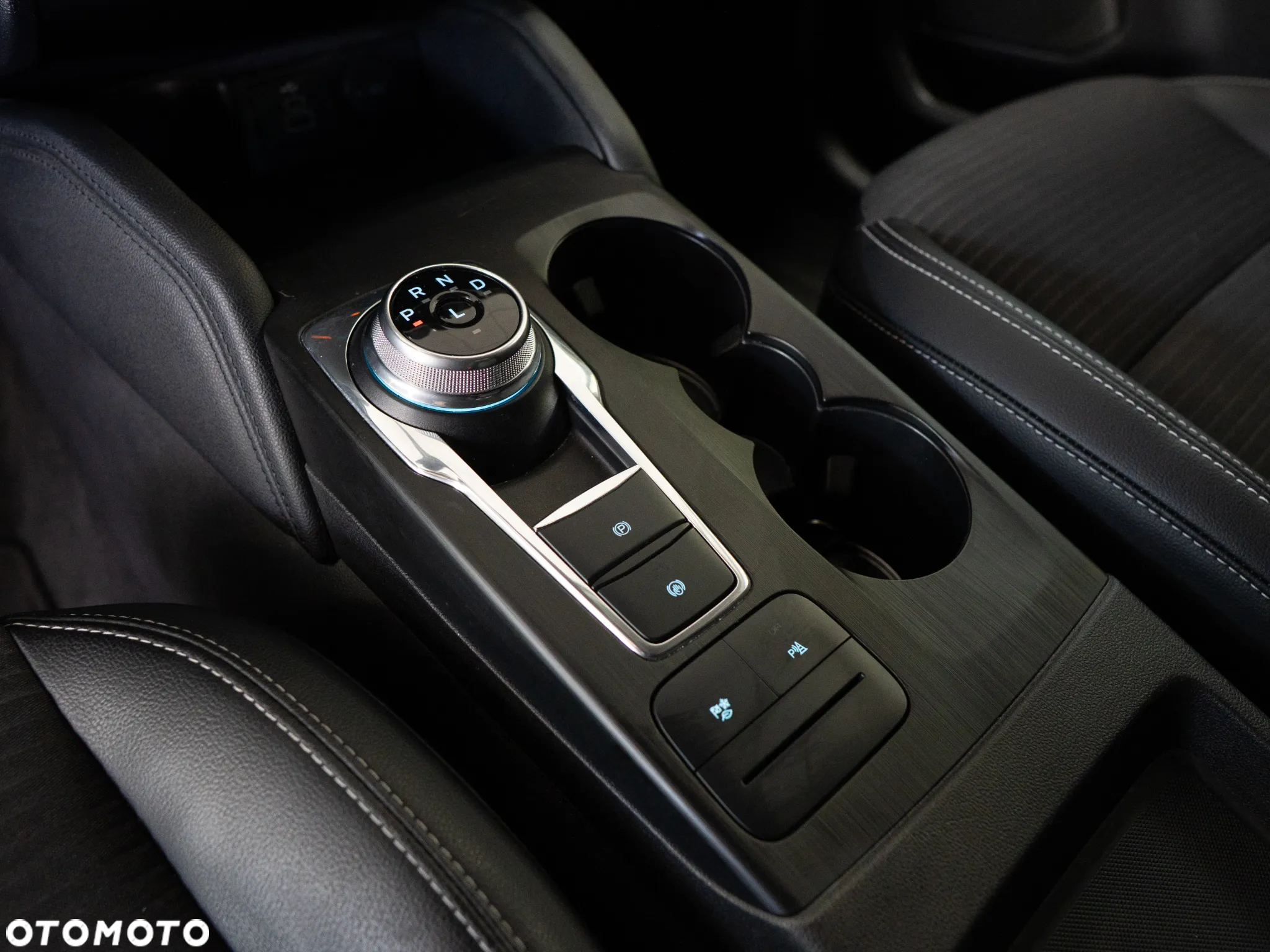 Ford Kuga 2.5 FHEV FWD Titanium X - 22