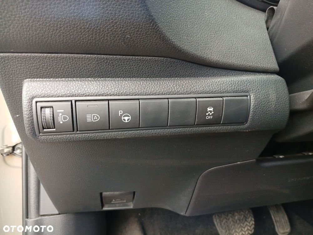 Toyota Corolla 1.8 Hybrid Comfort - 21