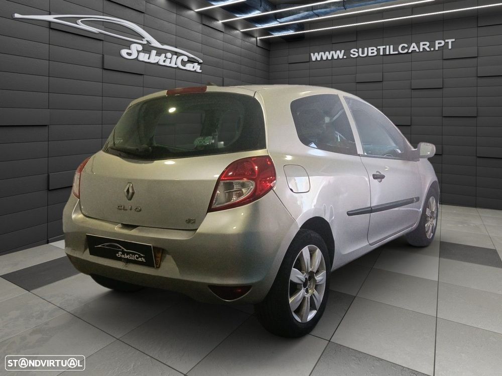 Renault Clio - 3