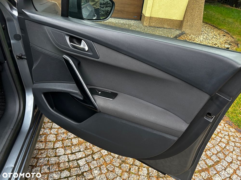 Peugeot 508 HDi FAP 140 Active - 12