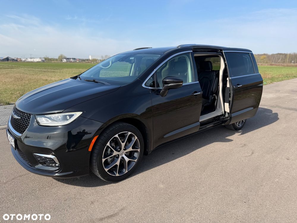 Chrysler Pacifica - 13