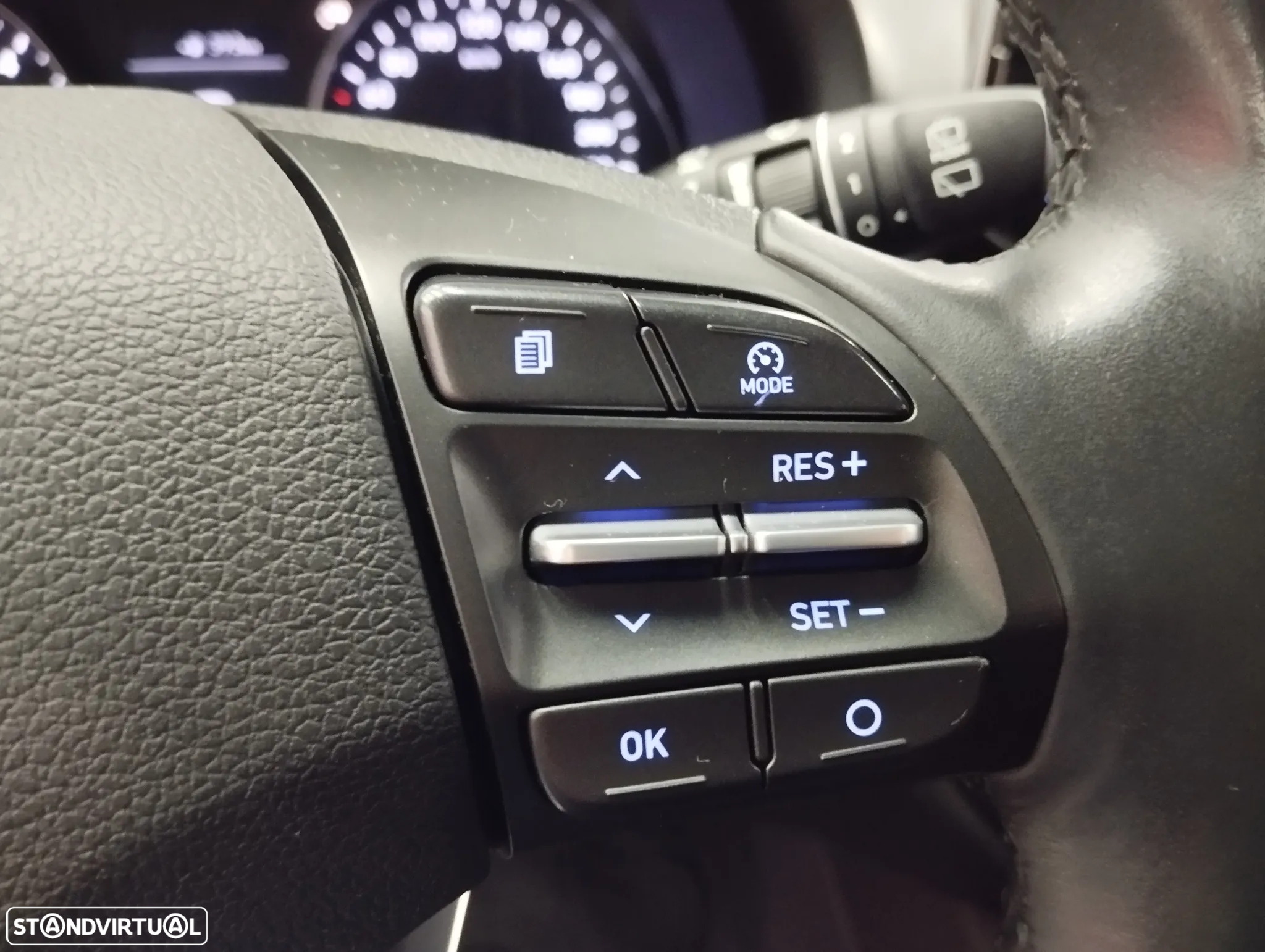 Hyundai i30 SW 1.6 CRDi Style+Navi - 23