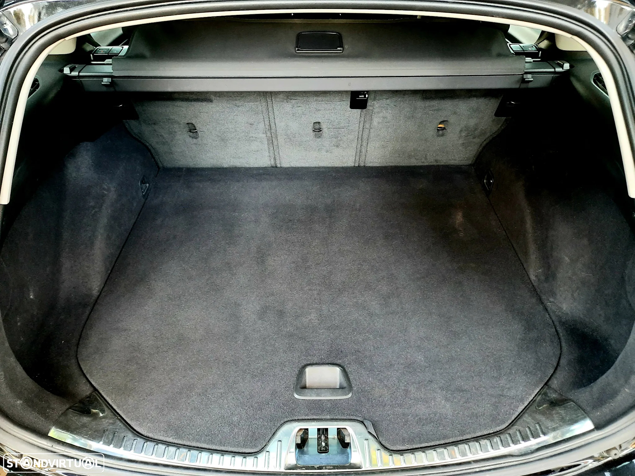 Volvo V60 2.0 D4 Summum - 9