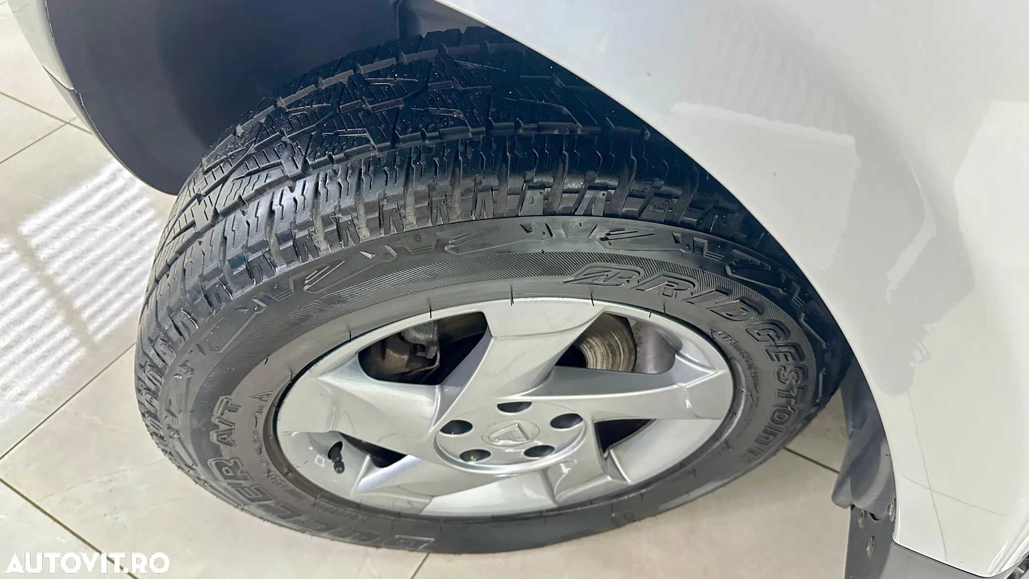 Dacia Duster 1.6 4x2 Ambiance - 27