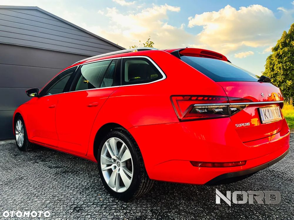 Skoda Superb Combi 2.0 TDI DSG Style - 8