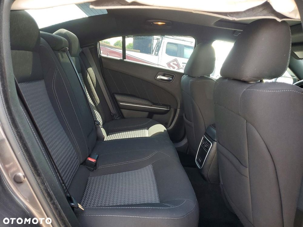 Dodge Charger 3.6 GT - 11