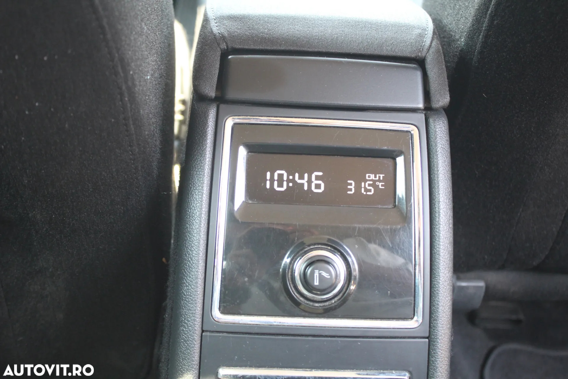 Skoda Superb 2.0 TDI Active DSG - 17