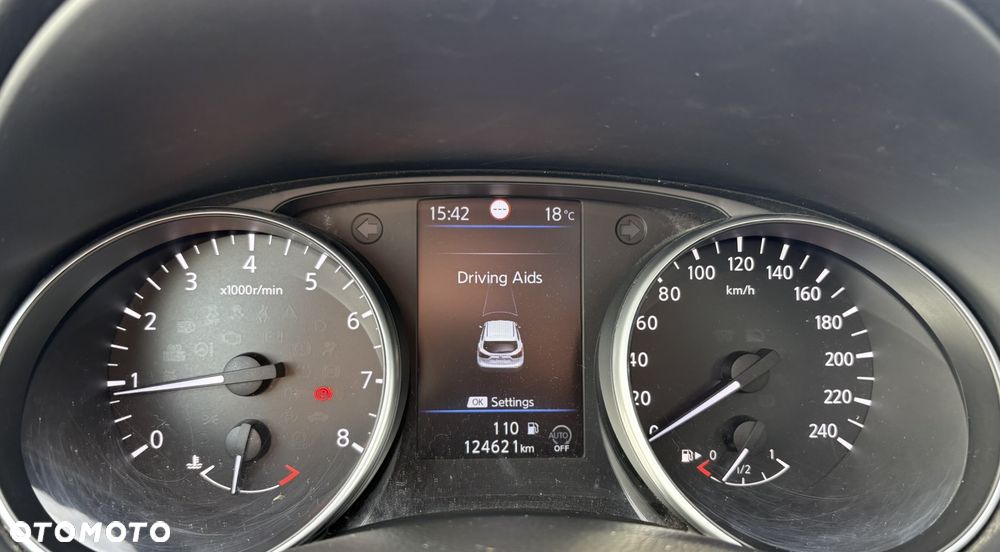 Nissan Qashqai 1.3 DIG-T N-Connecta - 12