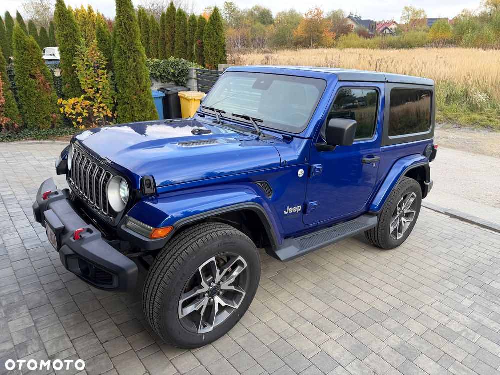 Jeep Wrangler - 32