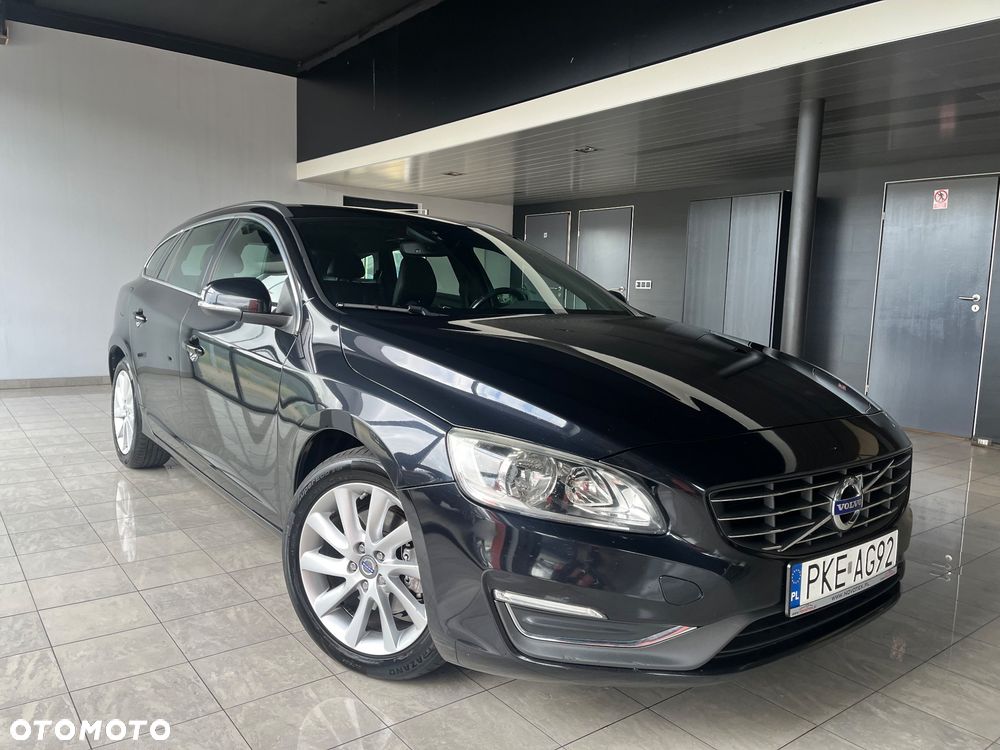 Volvo V60 D3 Summum - 1