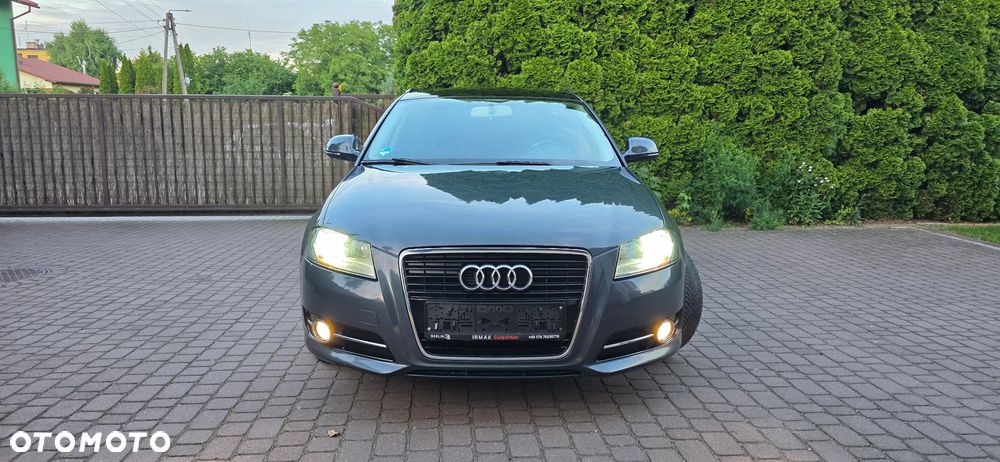 Audi A3 Sportback - 4