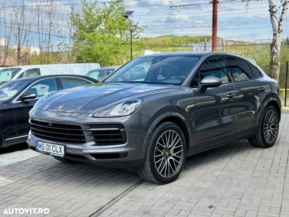 Porsche Cayenne E-Hybrid - 4