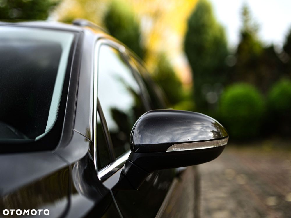Volkswagen Passat 2.0 TDI SCR Style DSG - 20